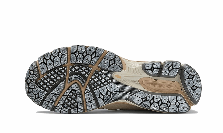 1906R AURALEE Bone White Black New Balance 580