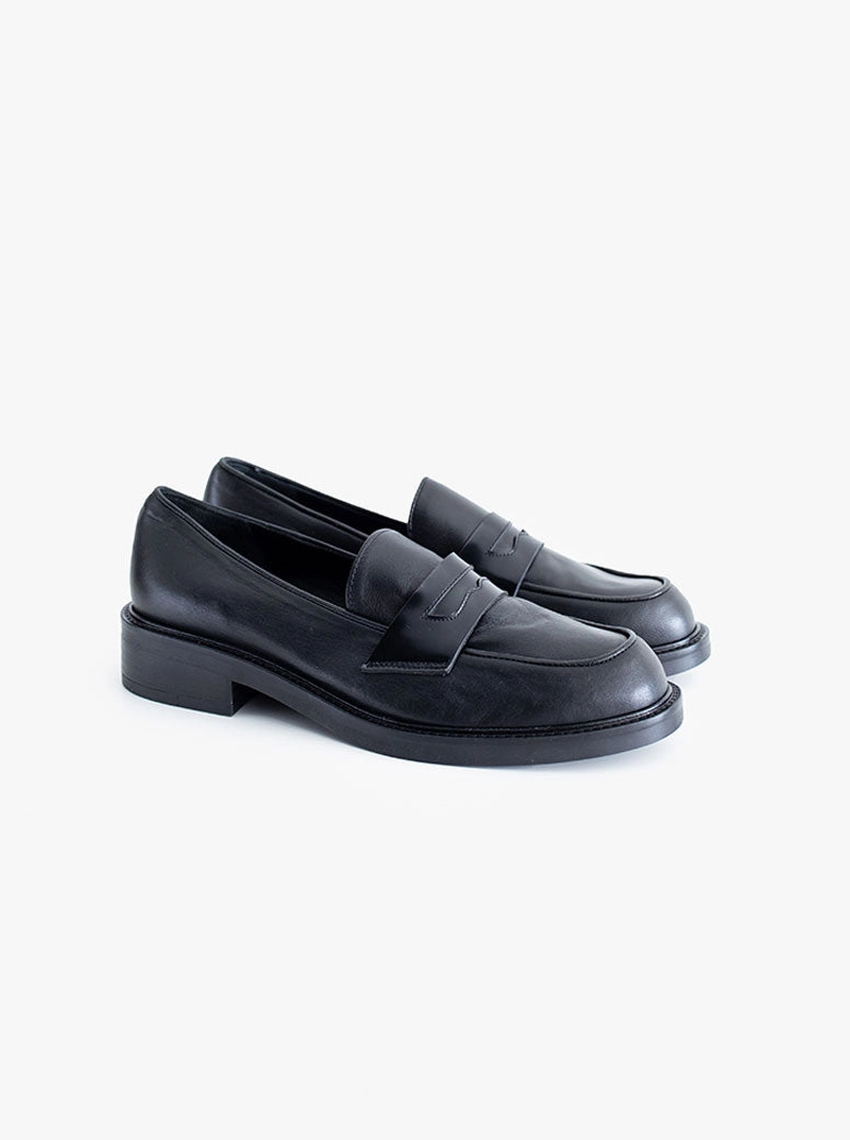 British Loafers Adaline black leather