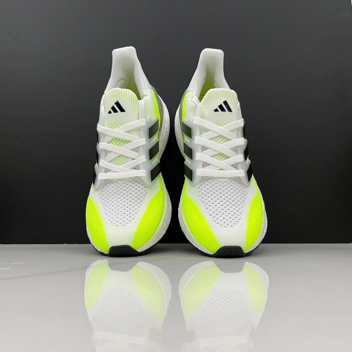 Asics Running Shoes Tokyo Adidas Ultraboost 5 Branco Verde Fluorescente