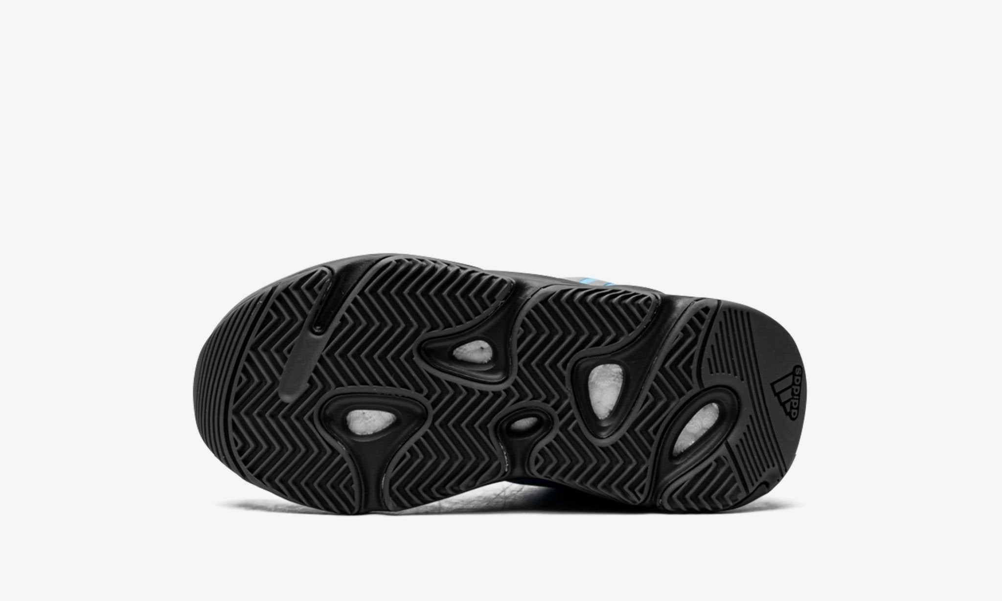 Adidas Primegreen Shoes Adidas Yeezy Boost 700 MNVN "Cyan" Pre-Owned