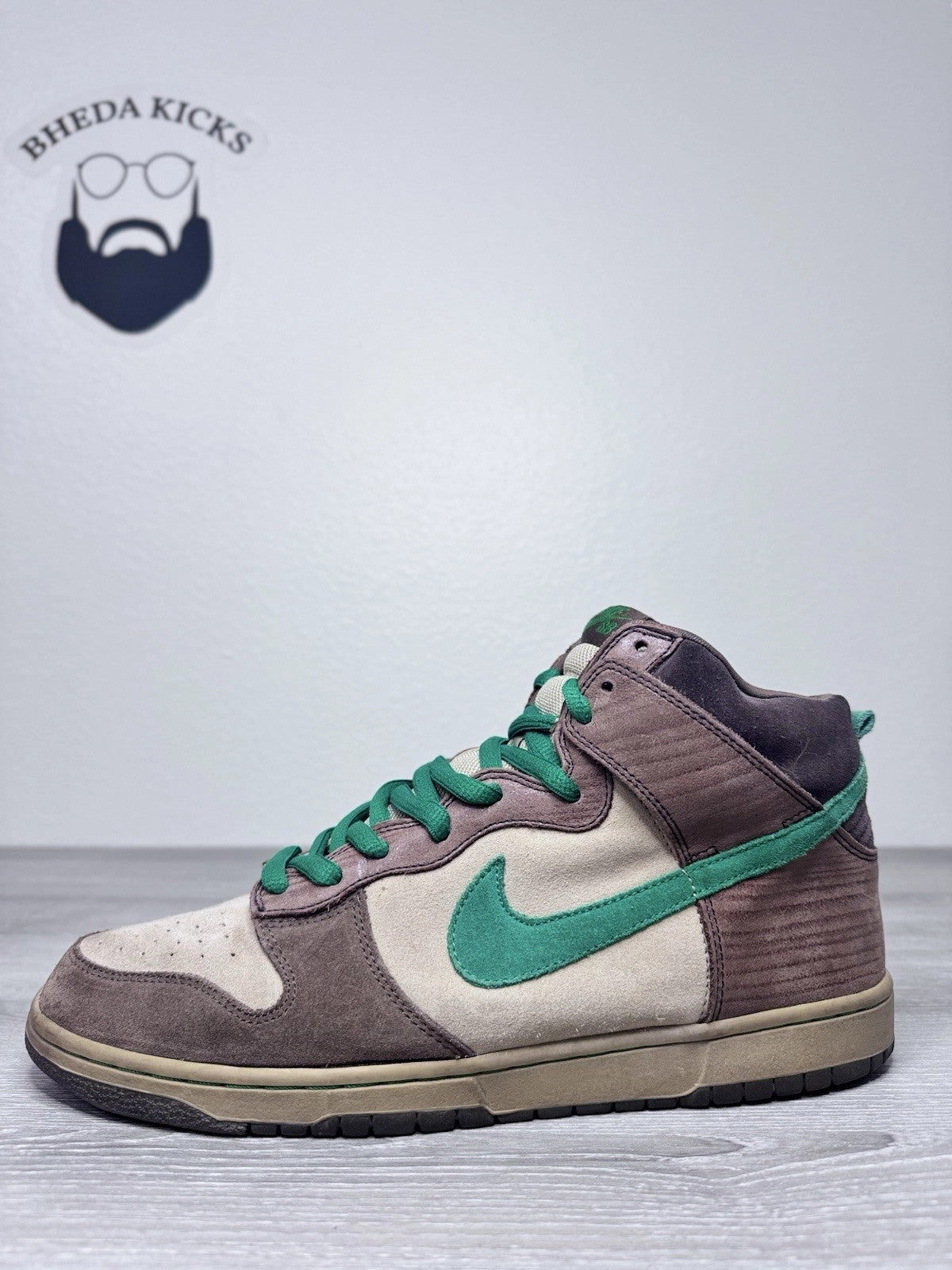 Asics Tennis Shoes Flat Feet Size 12 - Nike SB Dunk High Tweed Classic Green Wood Deck 313171-231 Preowned