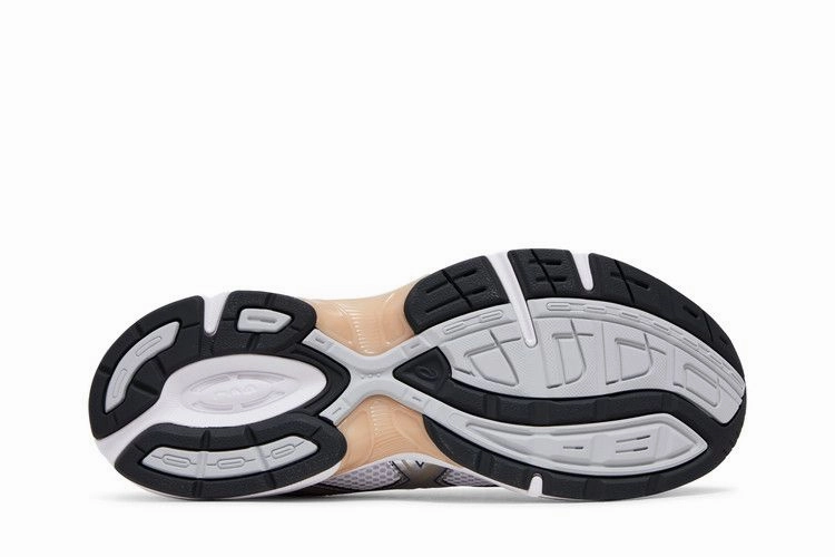 ASICS Gel-1130 White Wood Crepe Asics Upcourt 4 Shoes