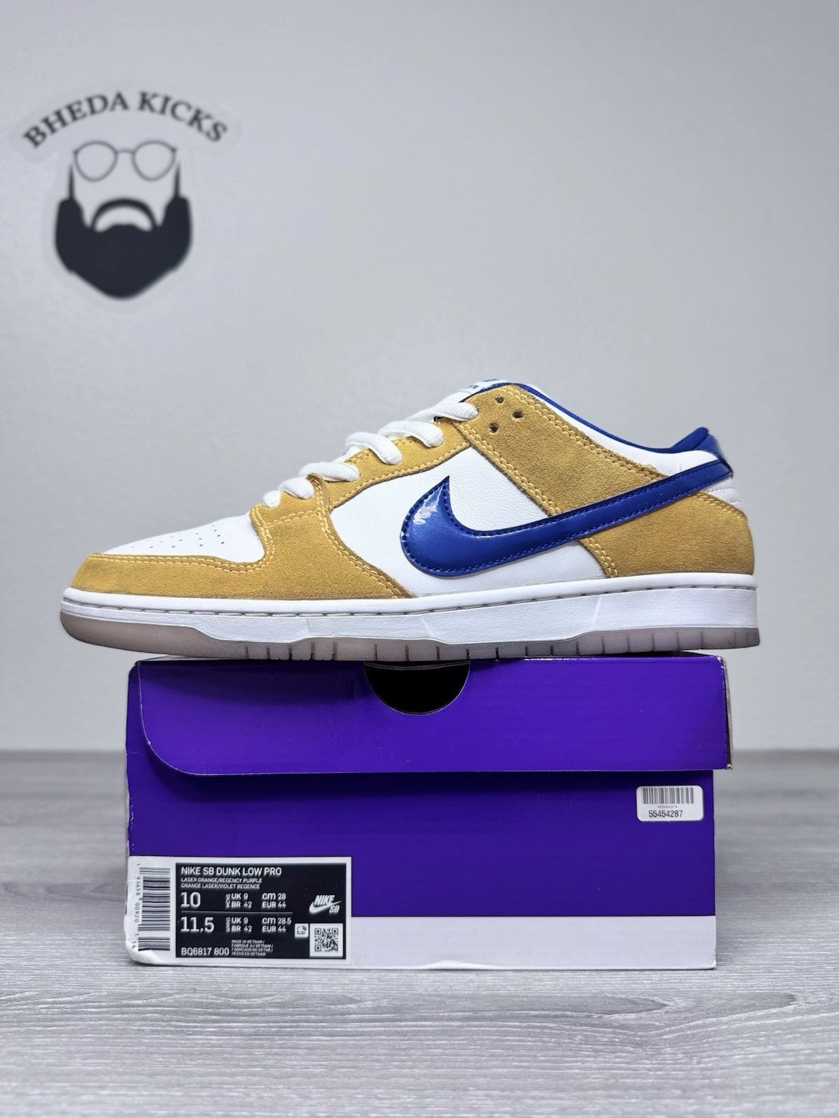 Asics Novablast Noosa Pixel Running Shoes Size 10 - Nike SB Dunk Low "Laser Orange" BQ6817-800 Preowned Authentic