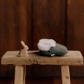 Nature Baby Lambskin Booties Thyme Pompompurin Slippers