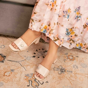 Hawaiian Jesus Slippers Beige Formal Slipper FR8378