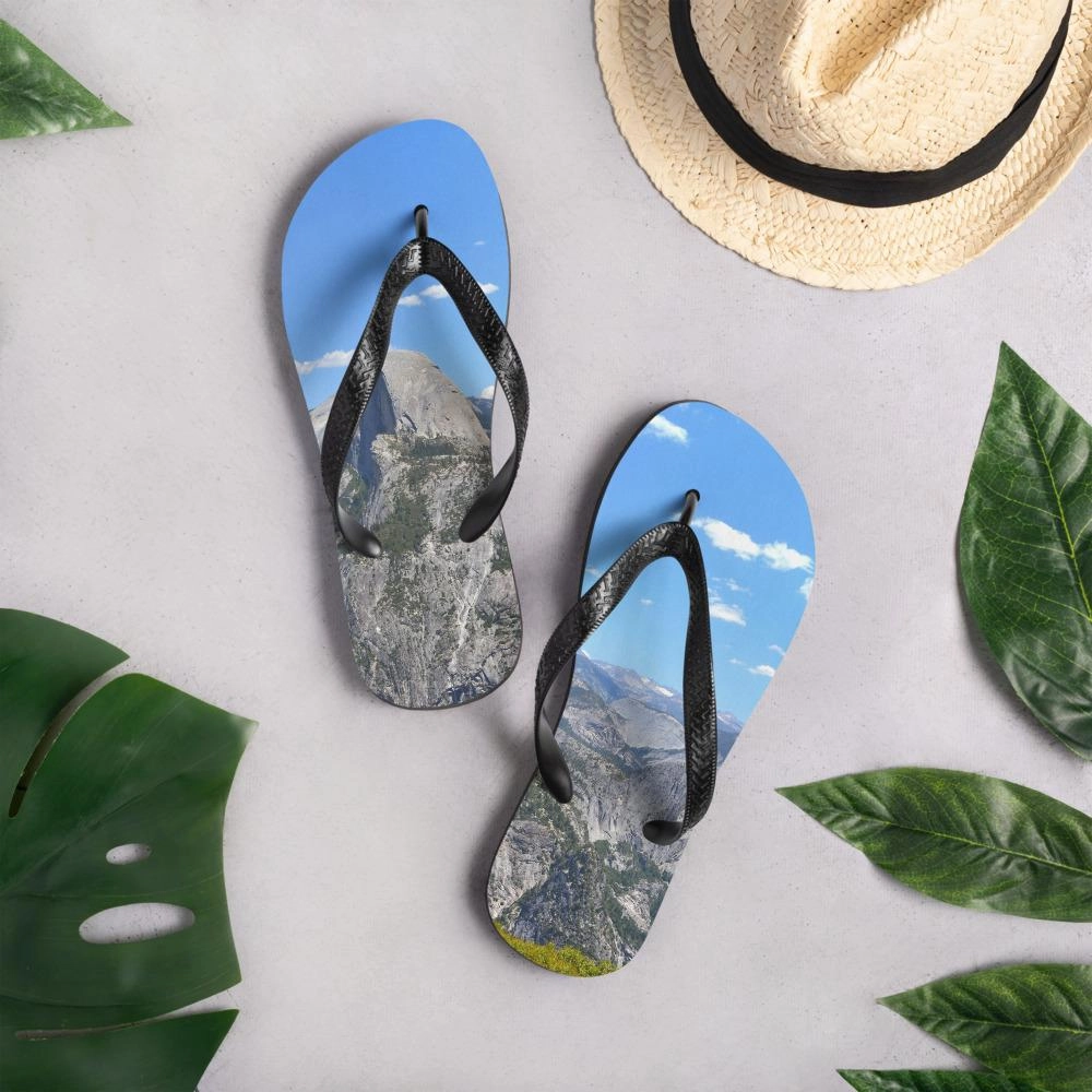 Yosemite Flip-Flops Size 8 Flip Flops
