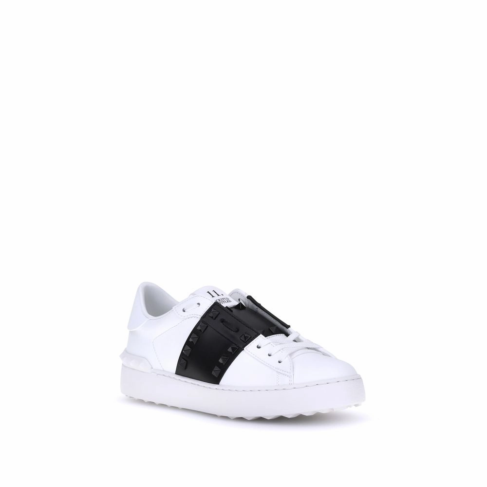 Valentino Garavani Black Calf Leather Bos Taurus Low Top Sneakers Casual High Top Sneakers