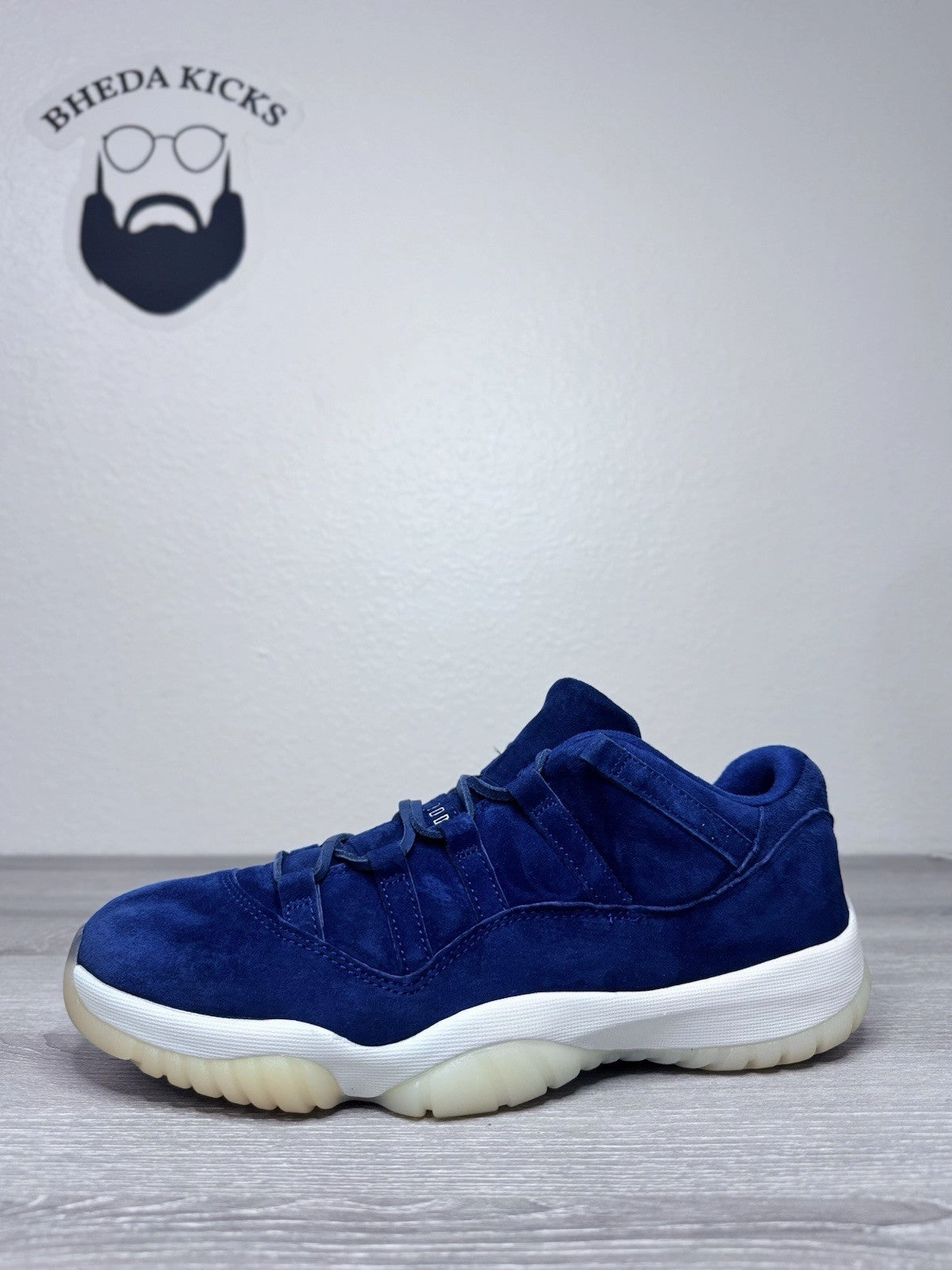 Size 10.5 - Nike Air Jordan 11 Retro Low Jeter 2018 Yankees AV2187-441 Preowned Asics Shoes Patriot 13