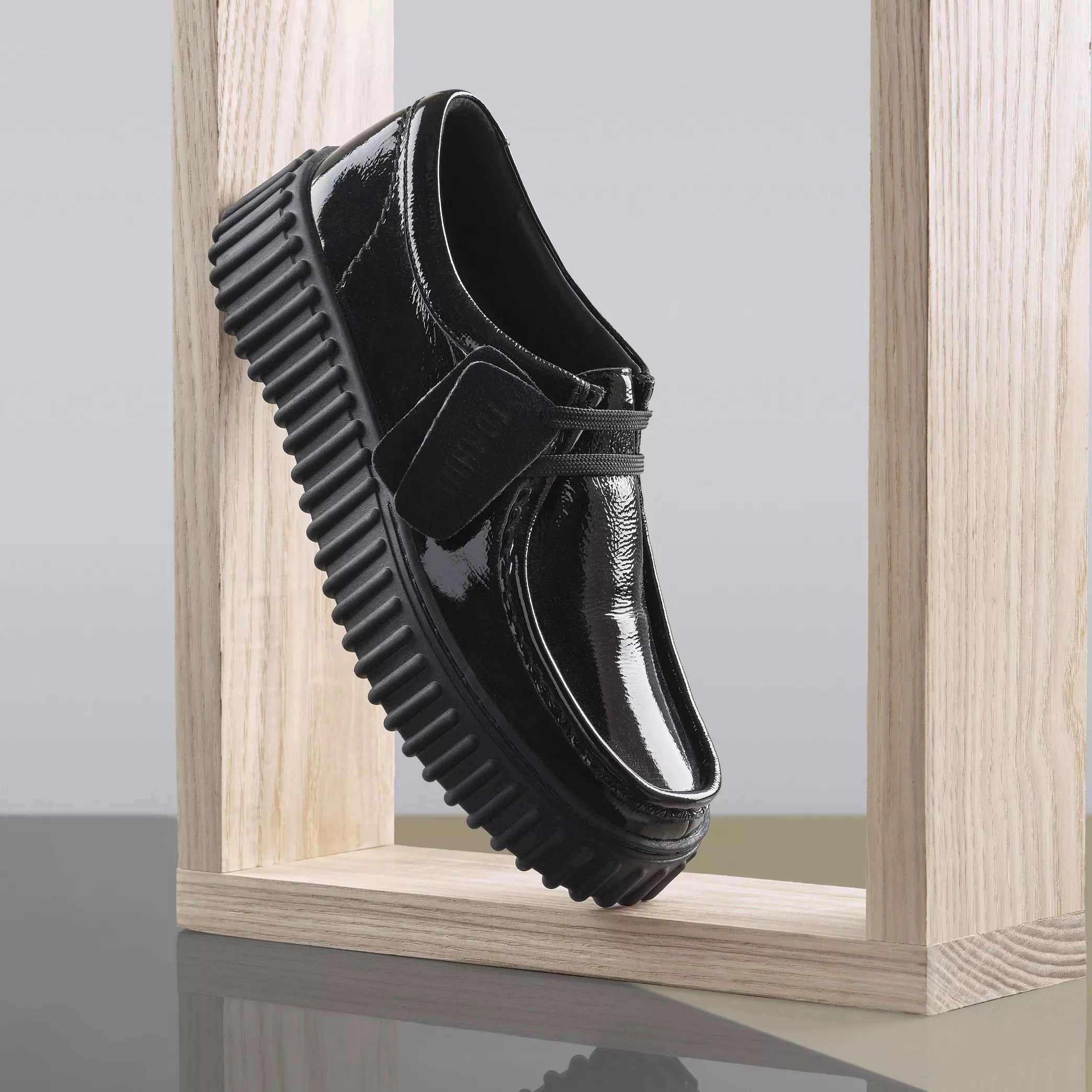 Casual Shoes For Everyday CLARKS | CASUAL SHOES | WOMEN | TORHILL BEE BLACK PATENT | BLACK