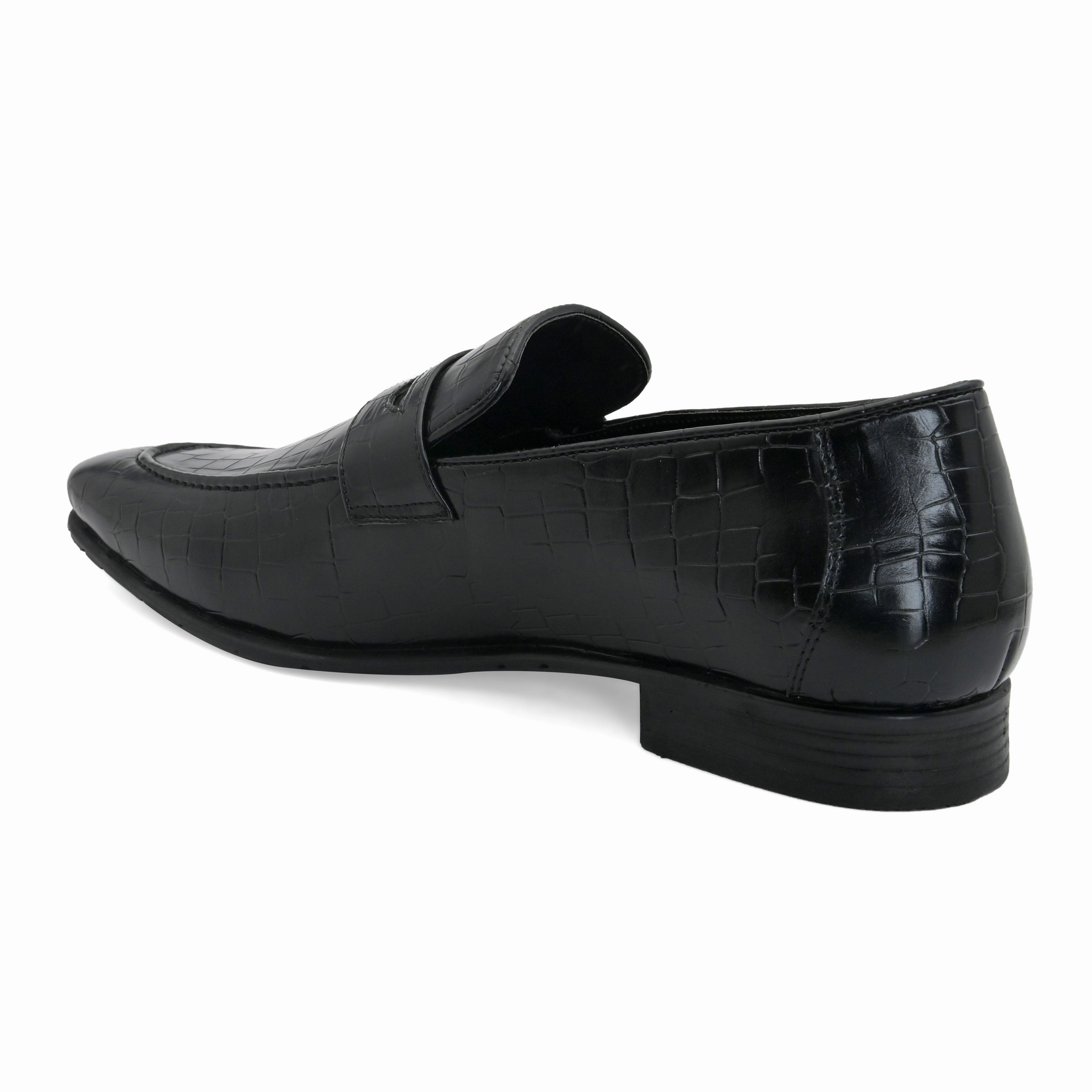 Zagreb Slip-on Loafers Clover Black Penny Loafers