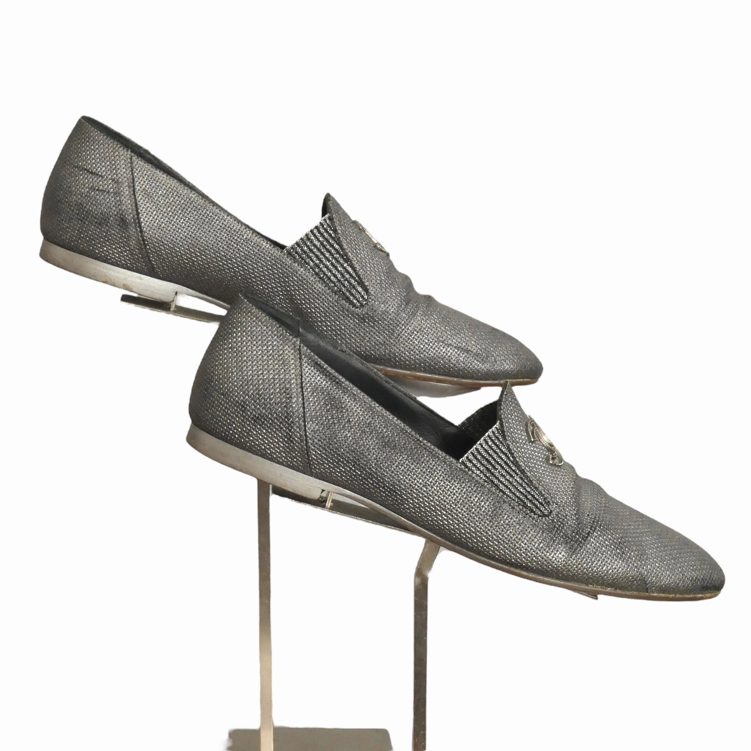 CHANEL- Silver Metallic "CC" Loafers, Size 39 Cool Loafers