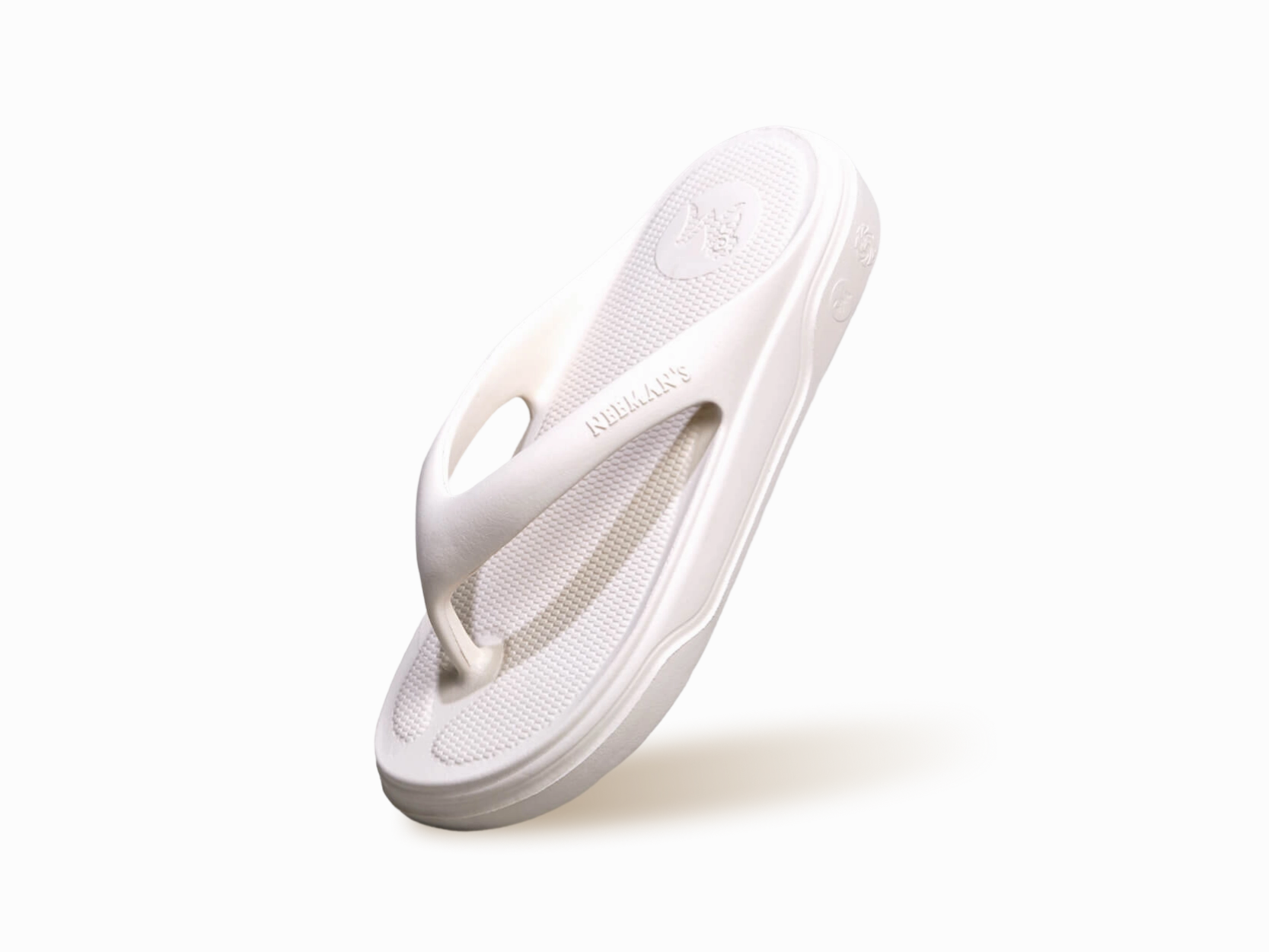 Cushers Flips For Men : Ivory White Deer Foam Slippers