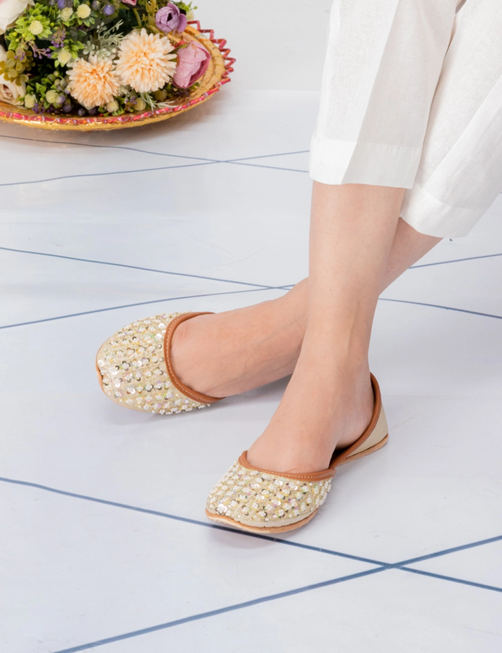 Golden | Fancy Khussa for Women Running Cross Country Shoes