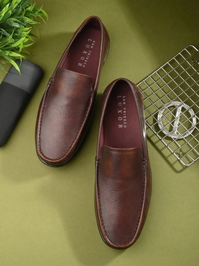 Verity Cherry Solid Loafers Loafers & Slip-ons