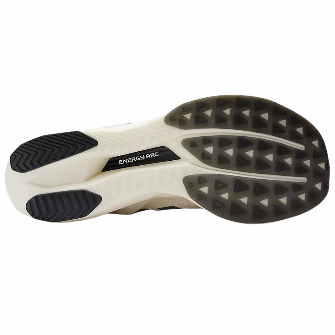 New Balance Mens FuelCell SuperComp Elite v5 - Race Day New Balance Water Resistant Shoes