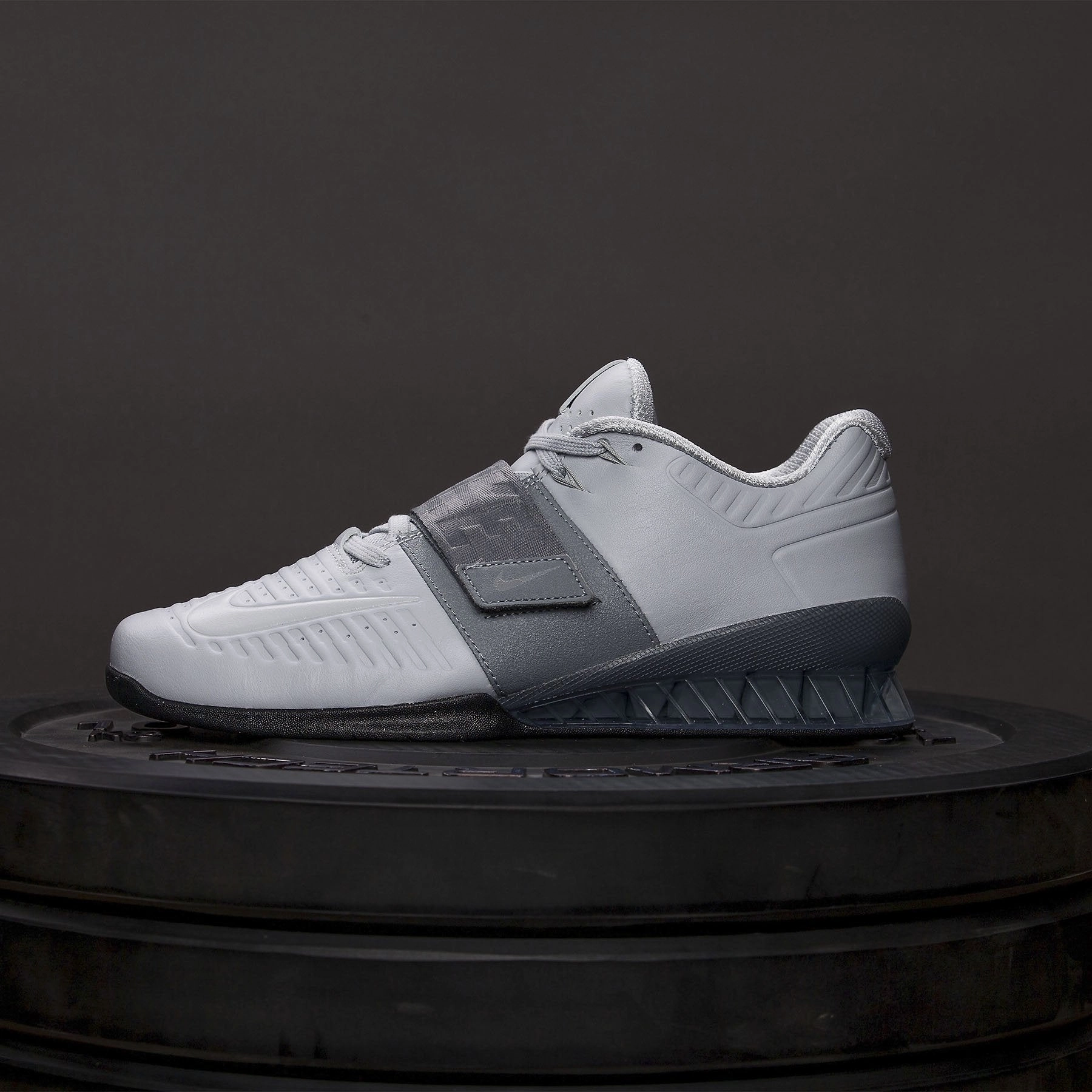 Nike - Romaleos 3 XD Men's Weightlifting Shoes (Wolf Grey/Cool Grey) Women's Asics Gel Kayano 14 Casual Shoes