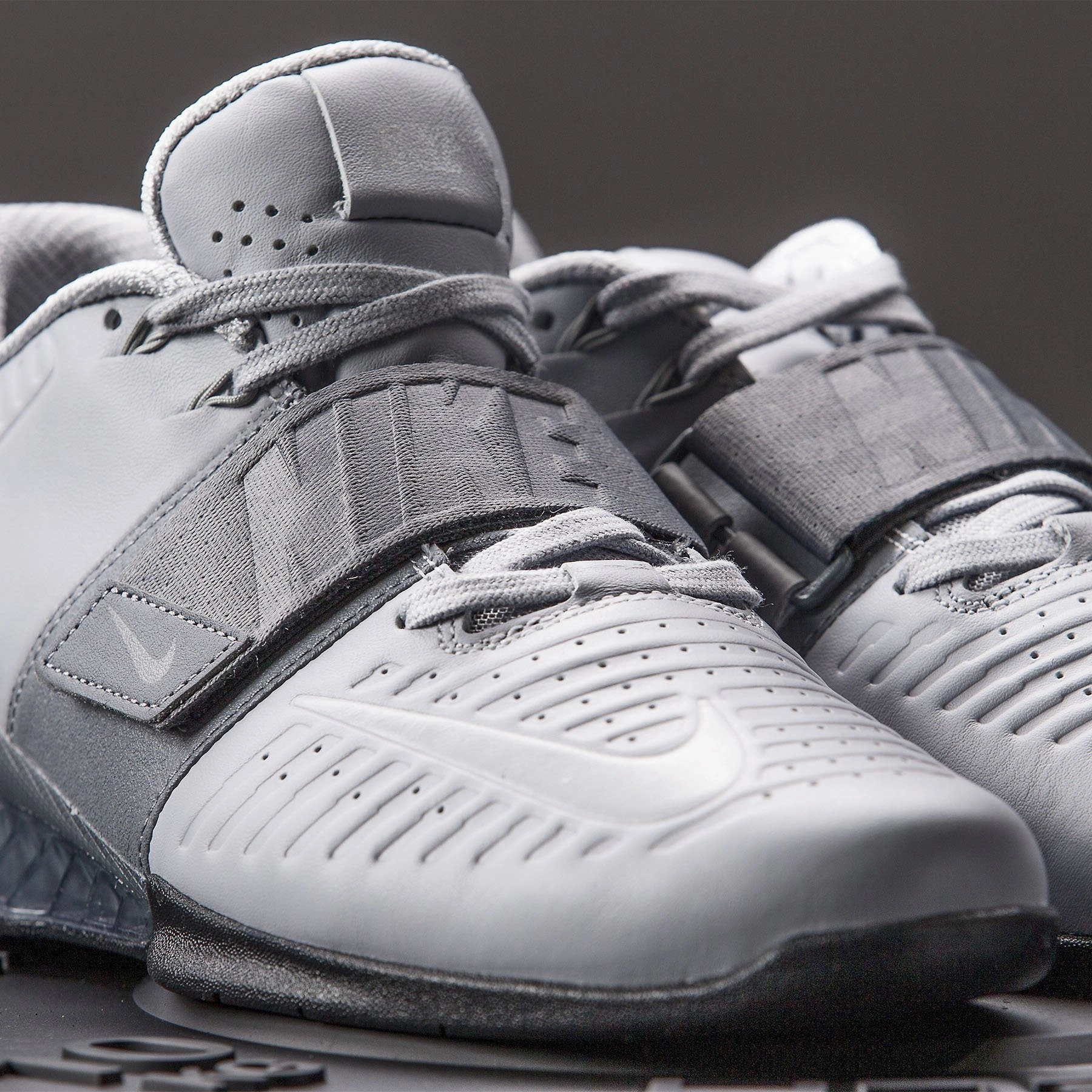 Nike - Romaleos 3 XD Men's Weightlifting Shoes (Wolf Grey/Cool Grey) Asics Gel Quantum Shoes