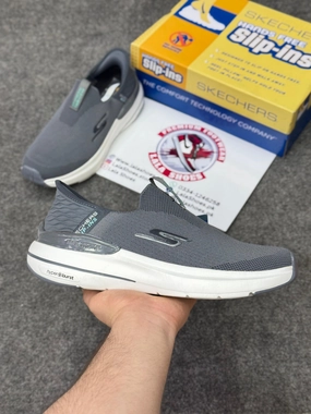 Best Road Shoes Running Skechers Slip-ins: Max Cushioning Hyper Burst Grey white, Air-Cooled Memory Foam