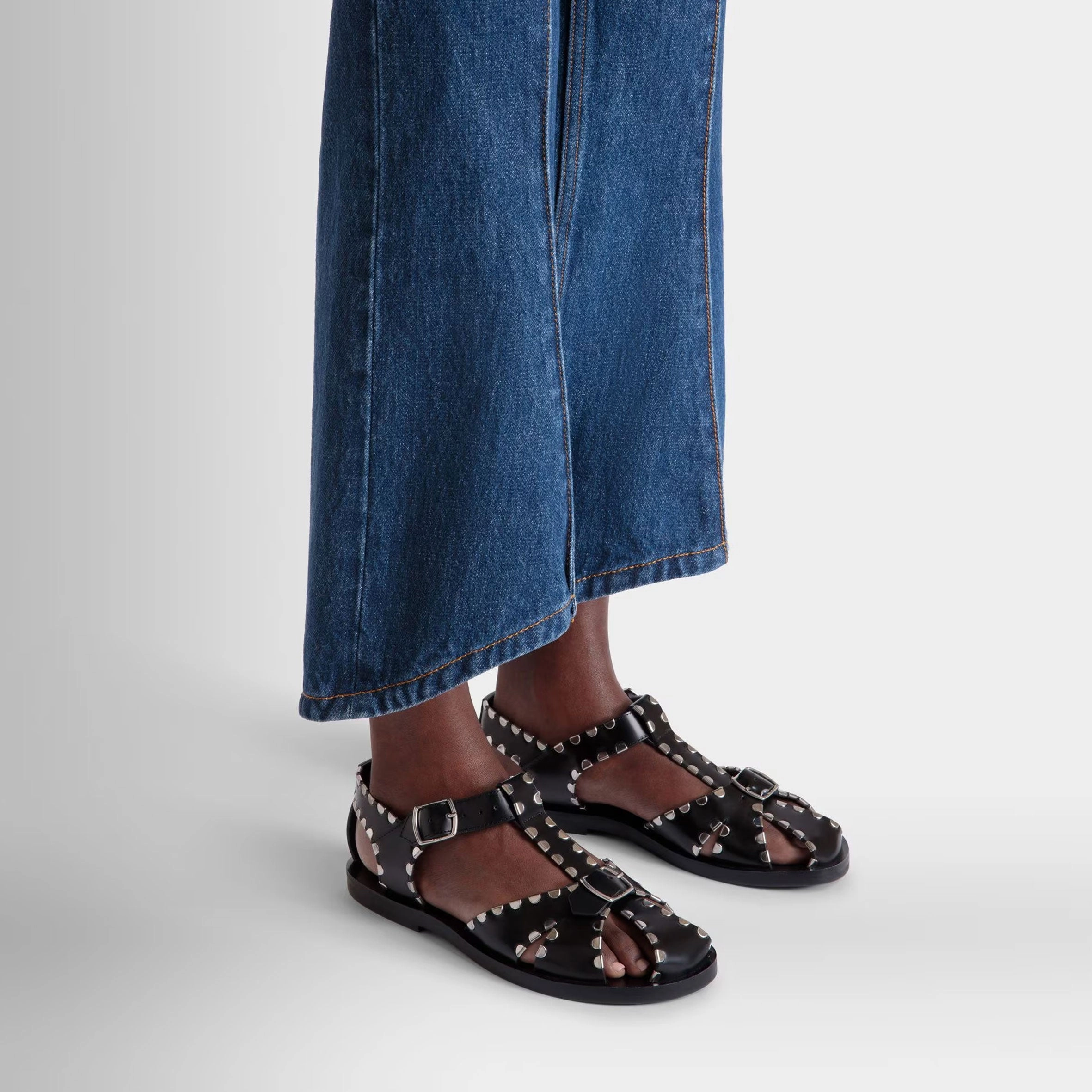 Salis Pasley Flat Sandal, Russet Best Workout Shoes For Flat Feet