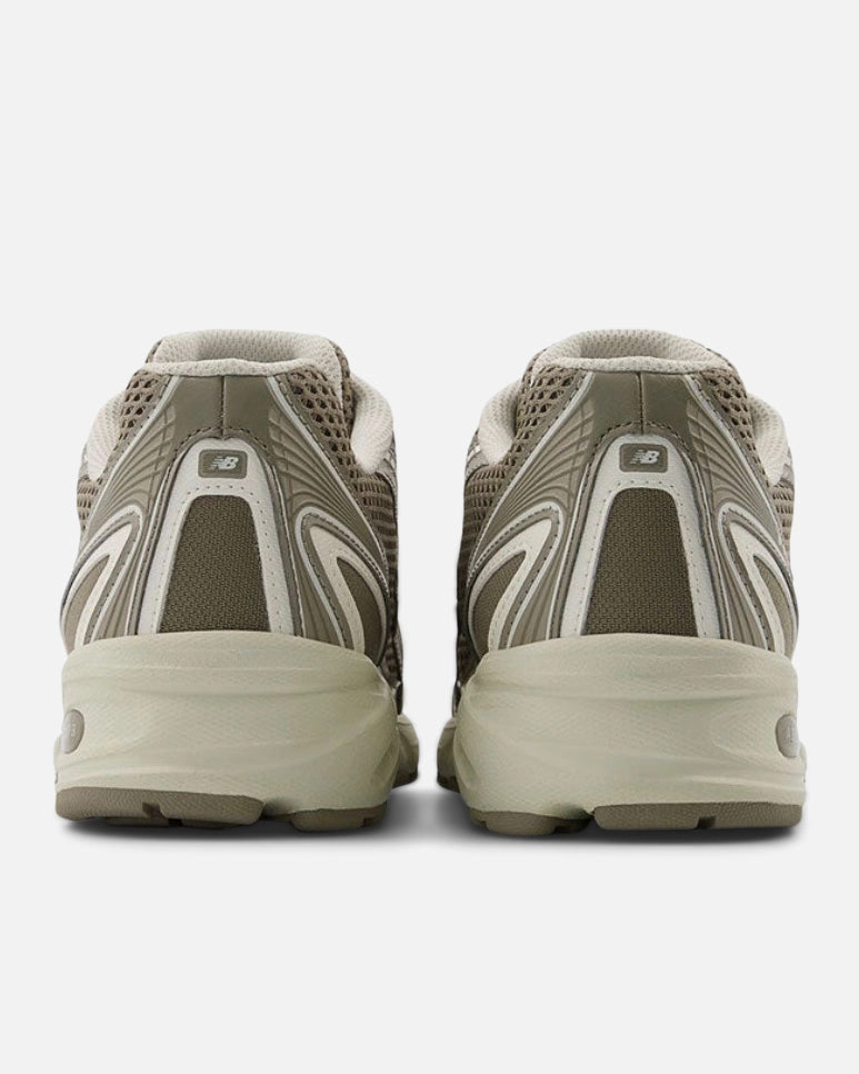 U740SA2 New Balance 9060 Black Women's