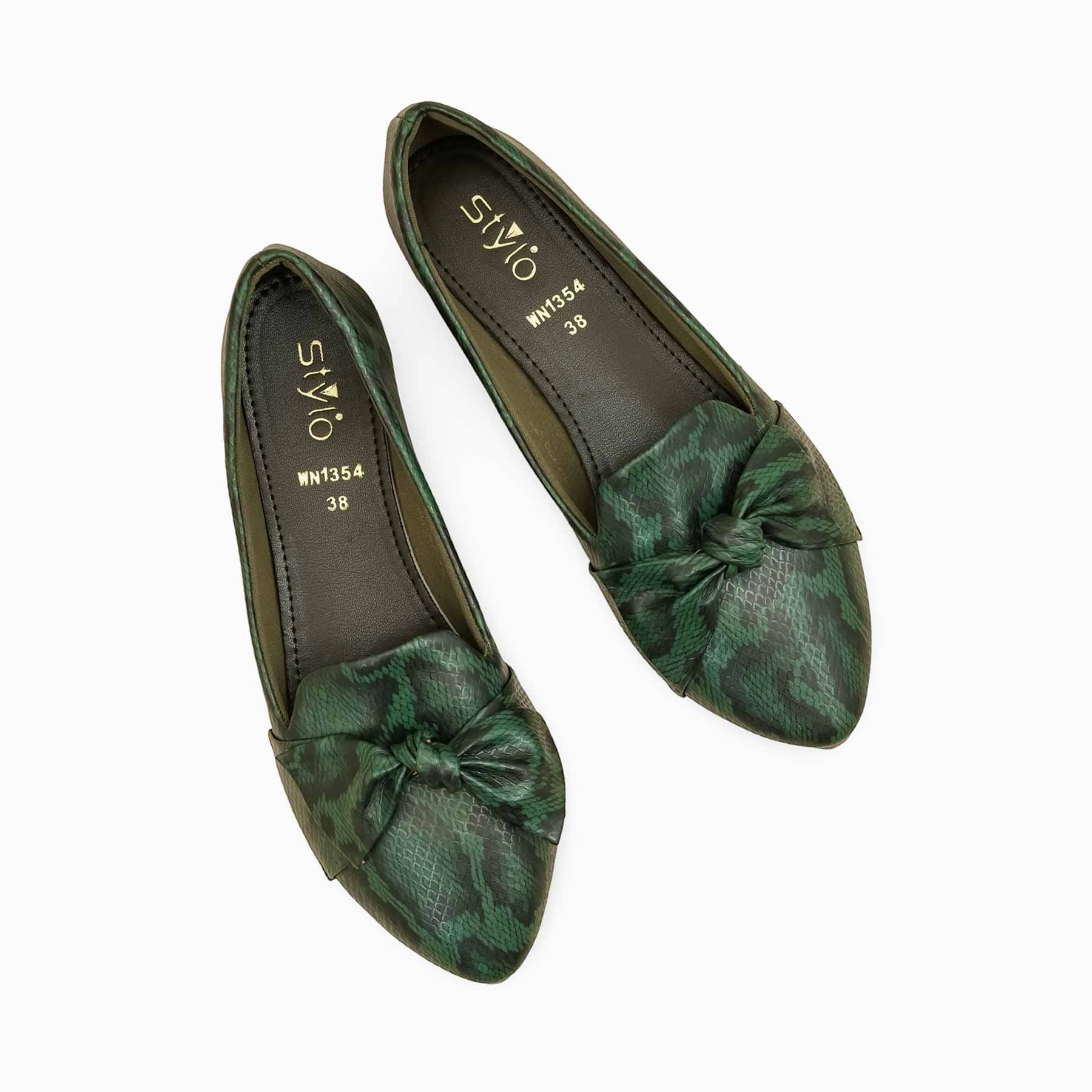 Green Pumps For Ladies WN1354 Flat Shoes To Wear With Wide Leg Pants