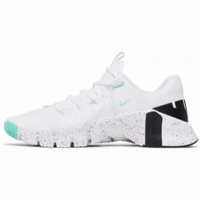 Womens Nike Free Metcon 5 Emerald Rise Understanding Asics Shoes