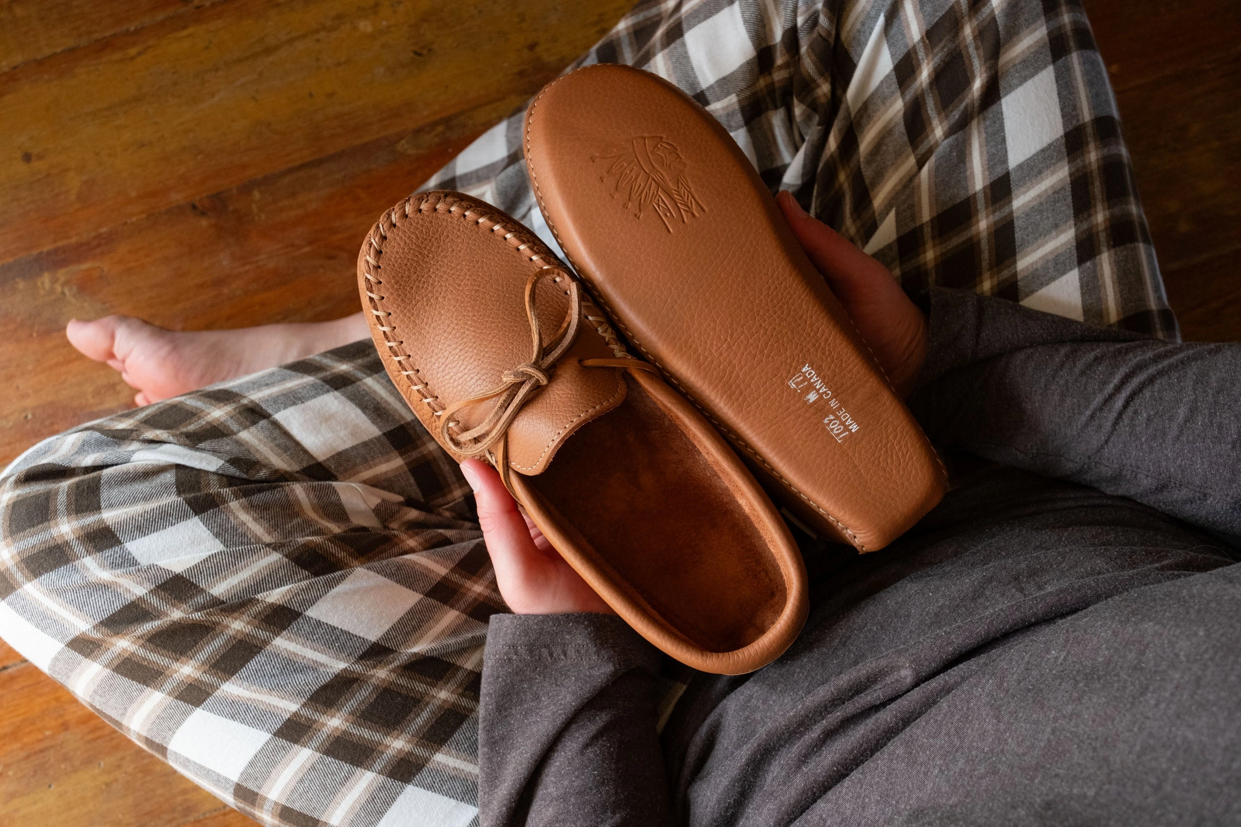 Men's Wide Width Soft Sole Leather Moccasins Katydid Slippers