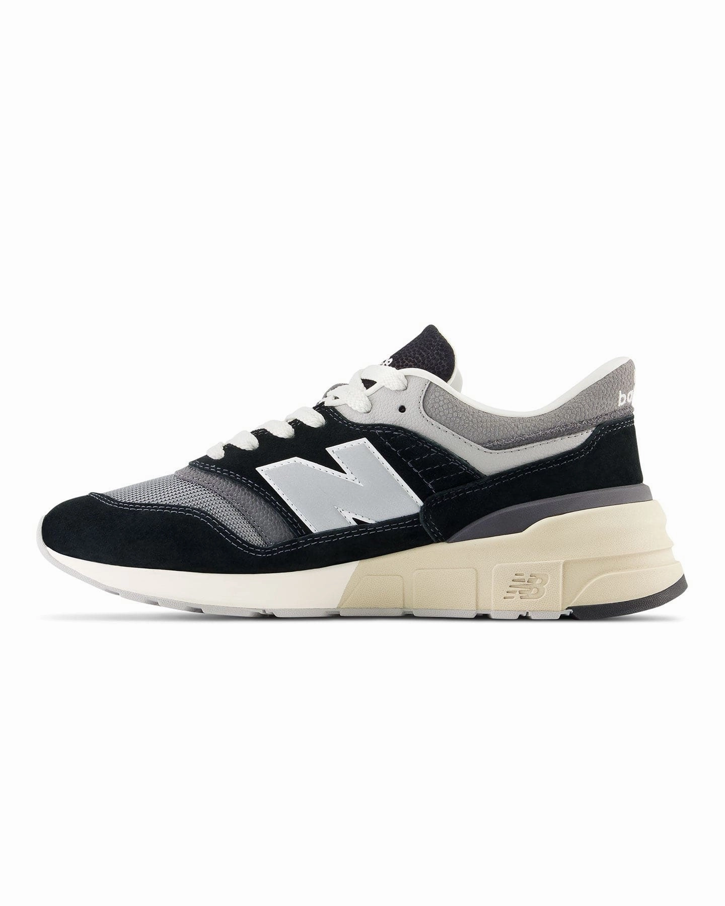 New Balance 997R - Black / Grey New Balances 9060 Triple Black