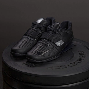 Nike - Romaleos 3 XD Women's Weightlifting Shoes (Black/Metallic Bomber Grey) Asics Gel Nimbus 18 Running Shoe