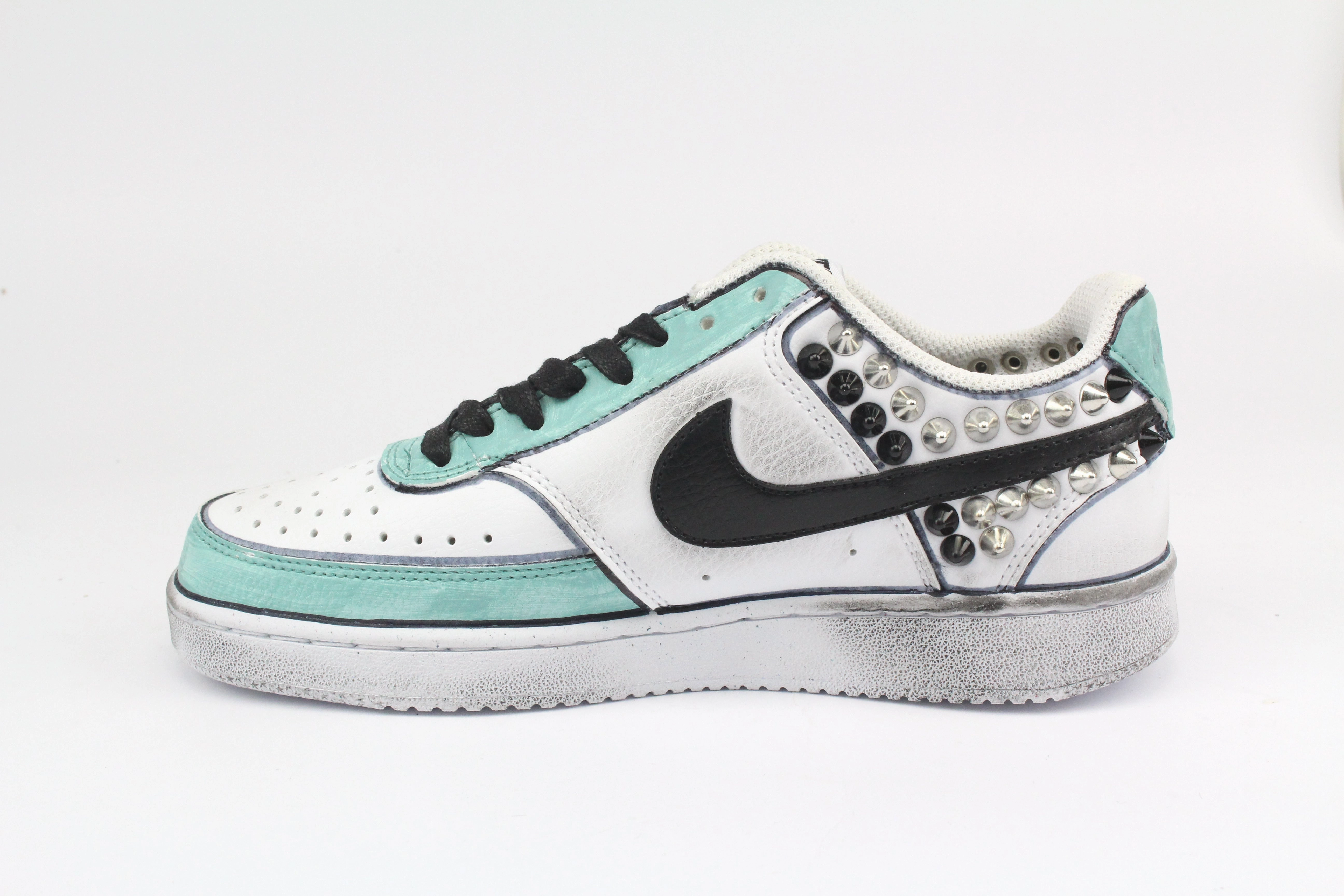 Nike Court Vision Low Colours & Borchie Asics Sky Elite Ff Mt 2 Volleyball Shoes