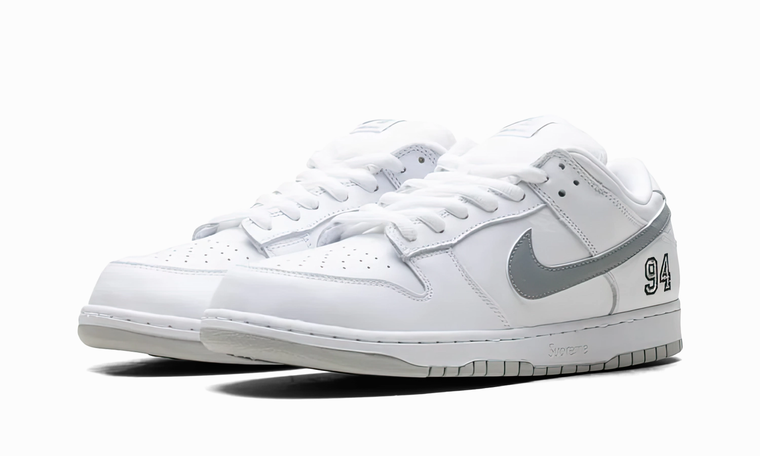 Nike SB Dunk Low Supreme 94 White Metallic Silver Asics Indoor Sports Shoes