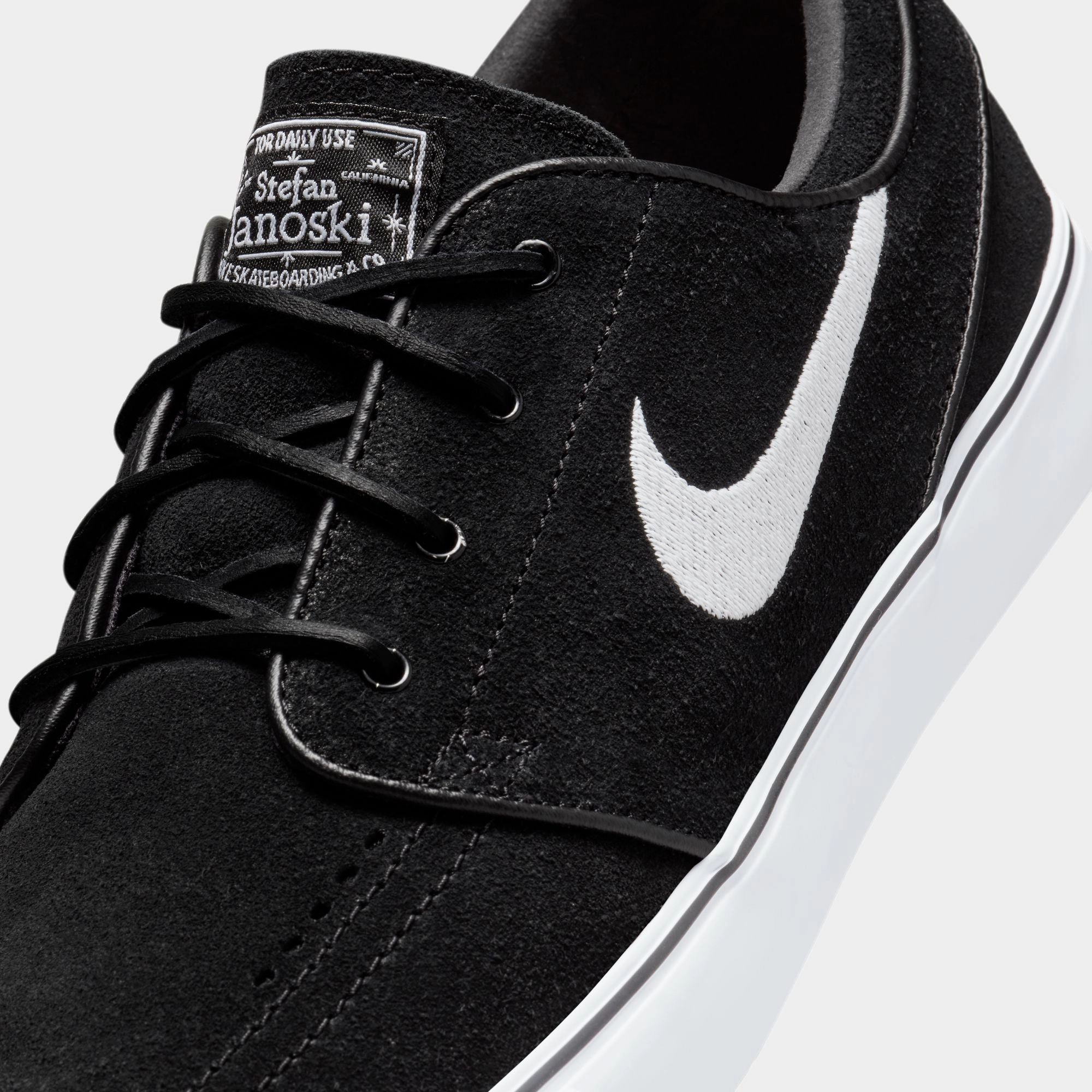 Buy Asics Shoes NIKE SB ZOOM JANOSKI OG  - BLACK/WHITE