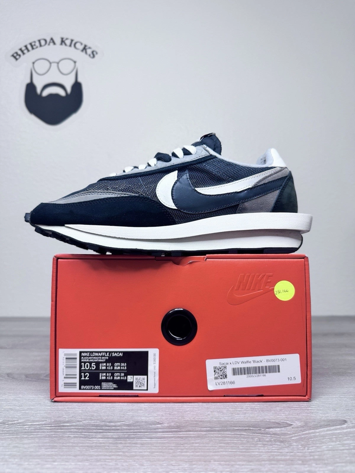 Asics Shoes Usa Size 10.5 - Nike LDWaffle x Sacai Black 2019 Black White Preowned BV0073-001