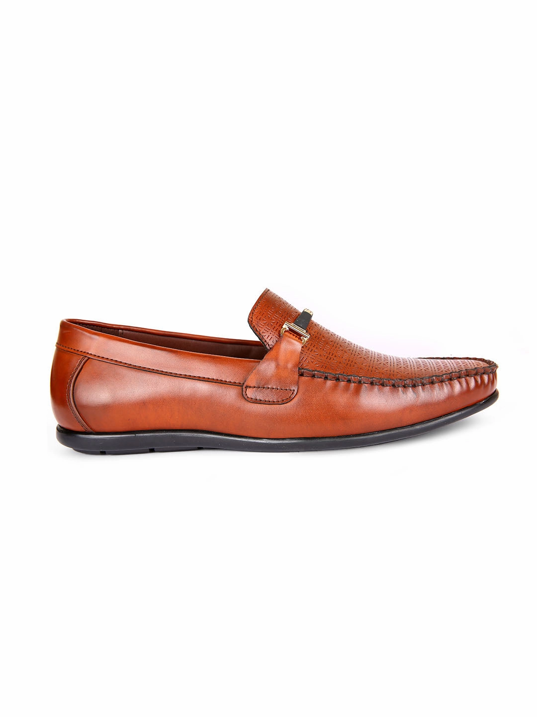 Scandal Textured Loafers With Buckle Varsimoc Leather Loafers
