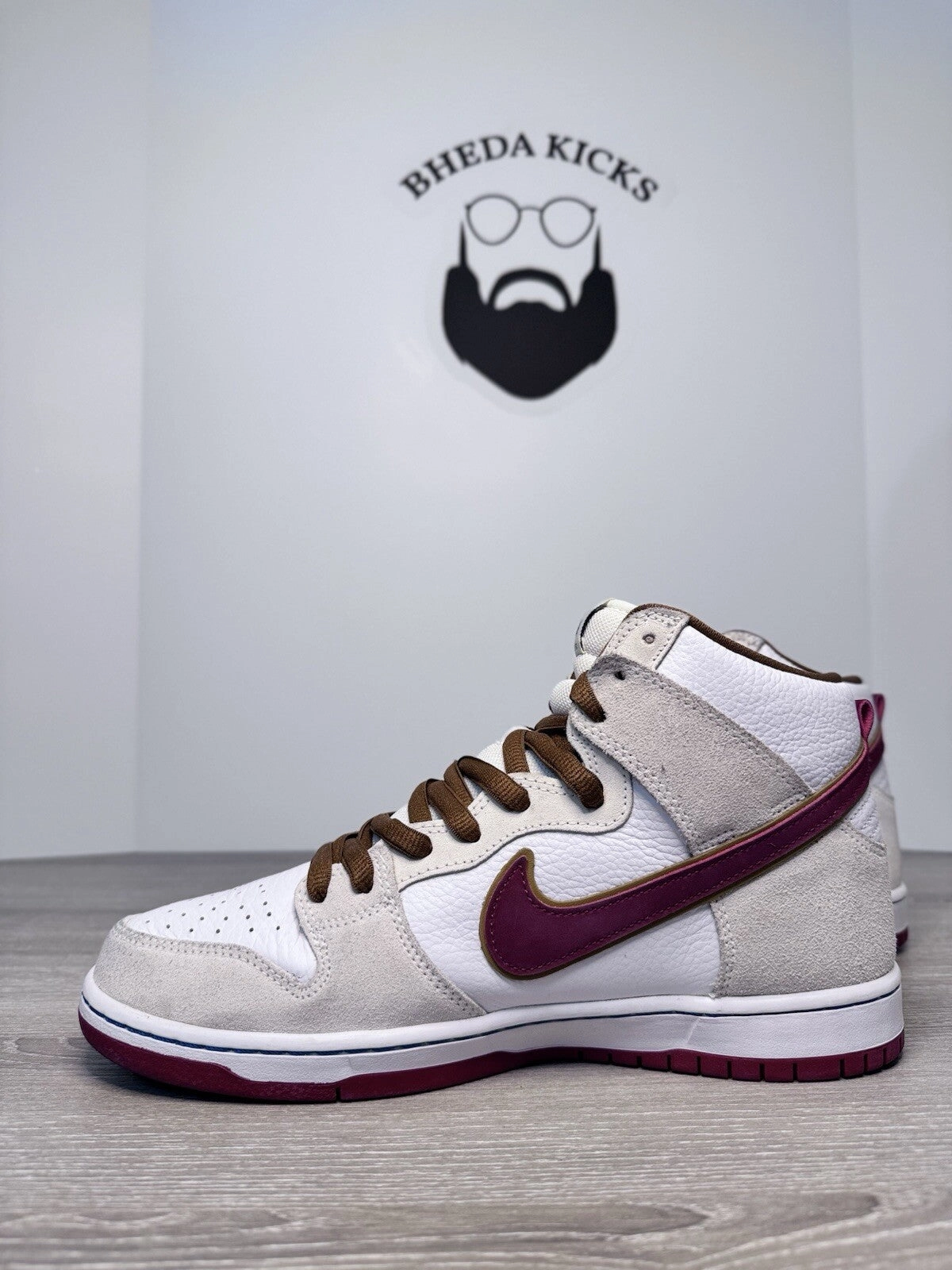 Size 10.5 - Nike SB Dunk High Pro Crimson Sail 2020 CV9499-100 Preowned Asics Contend Shoes