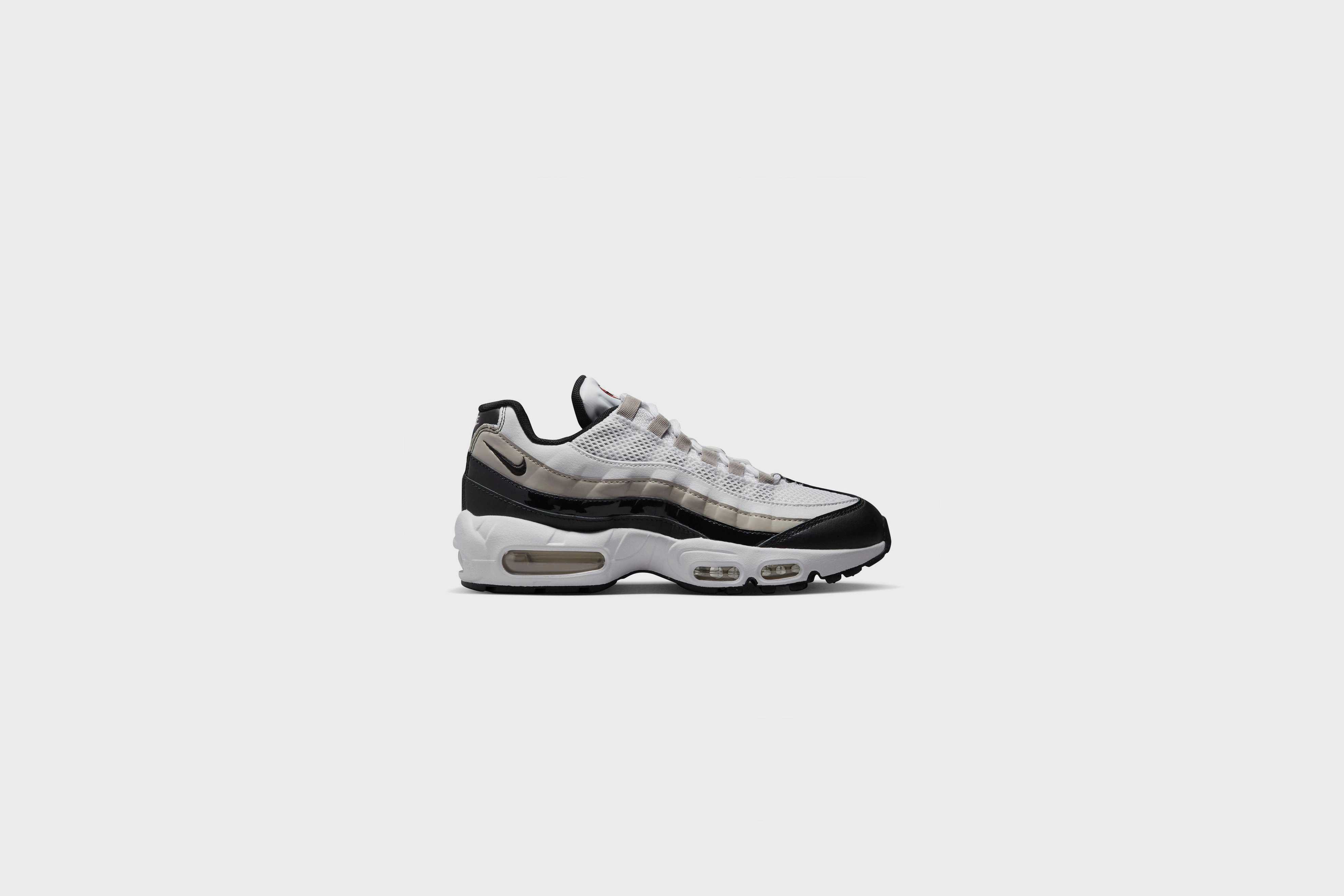 WMNS Nike Air Max 95 (White/Black-LT Iron Ore) Asics Gel Excite 7 Running Shoes
