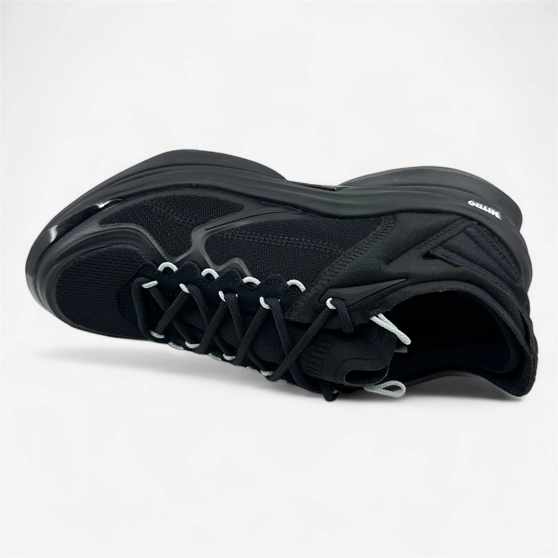 PUMA Variant Nitro Sci-Tech Black Platinum Gray Mens Size 7 Athletic Sneaker Asics Grade School Shoes