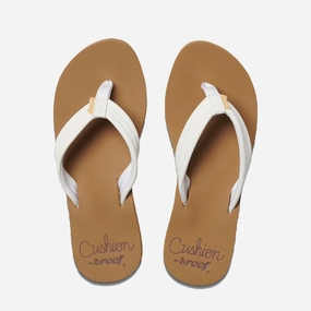 Reef Womens Cushion Breeze Flip Flops - Cloud Evidence Of Wearing Flip Flops On A Sunny Day