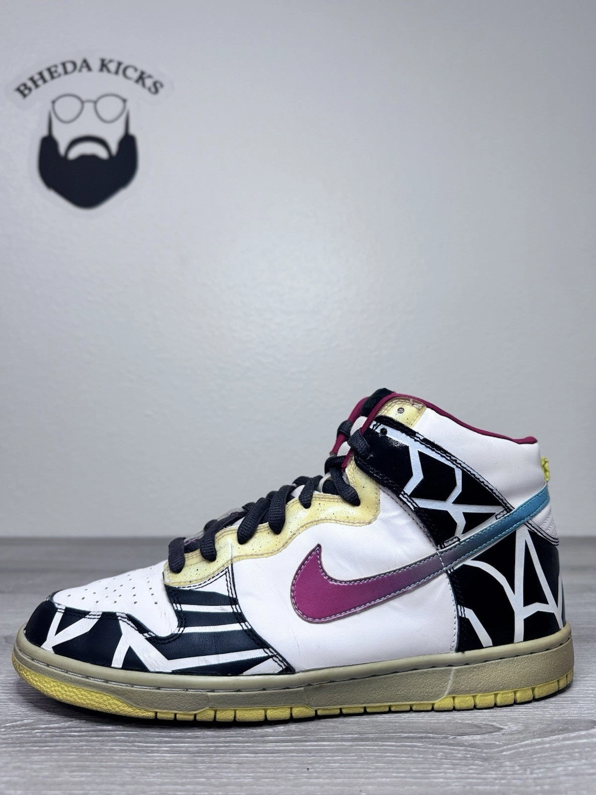 Size 11.5 - Nike SB Dunk Premium High Thrashin 313171-141 Preowned Authentic Asics Gel-kayano 19 Running Shoe