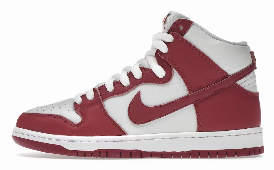 Nike SB Dunk High "Orange Label Sweet Beet" Asics Versablast 3 Running Shoe