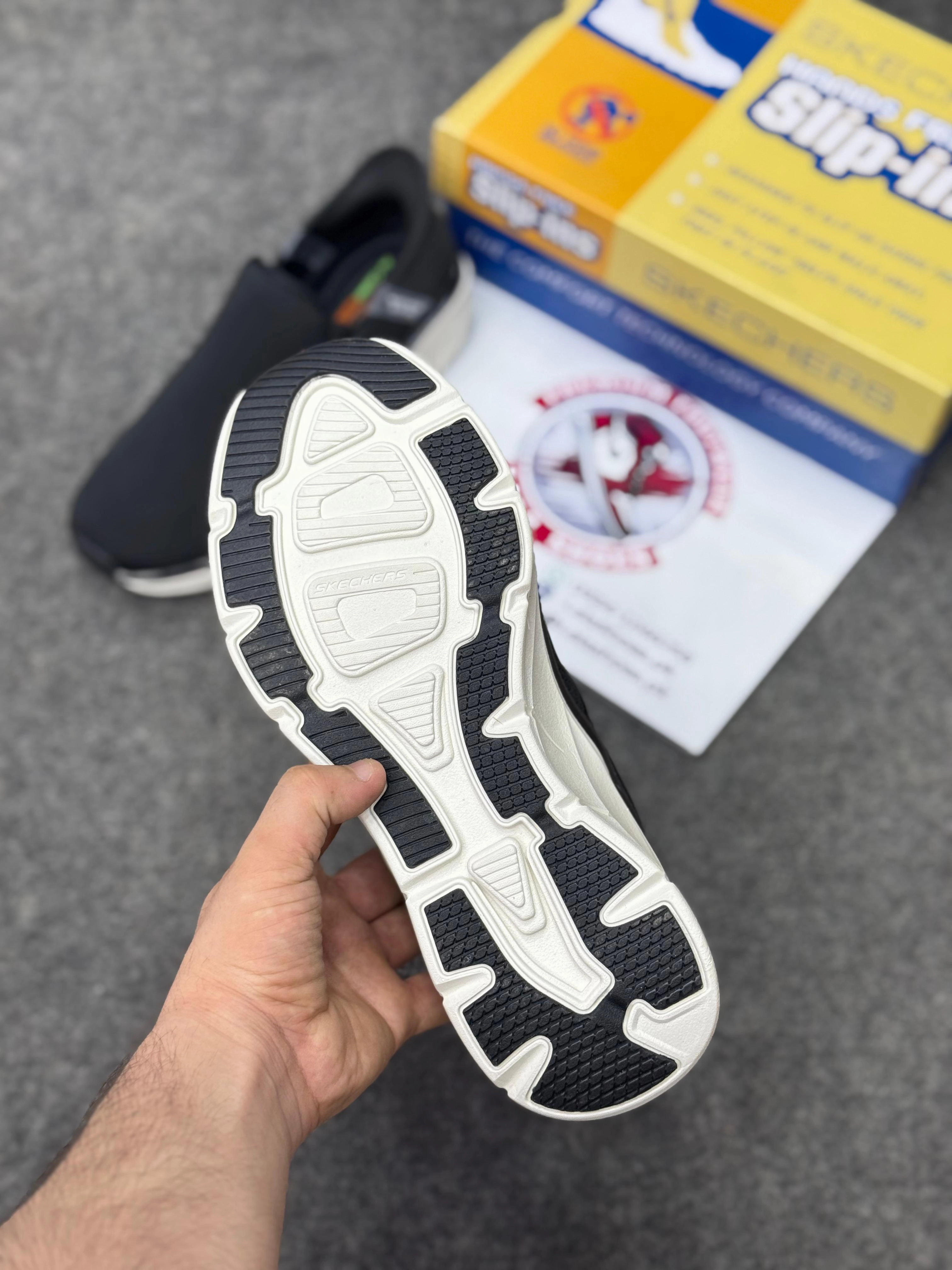 Skechers Slip-ins: Max Cushioning Hyper Burst Black white, Air-Cooled Memory Foam Running Shoes Dsw