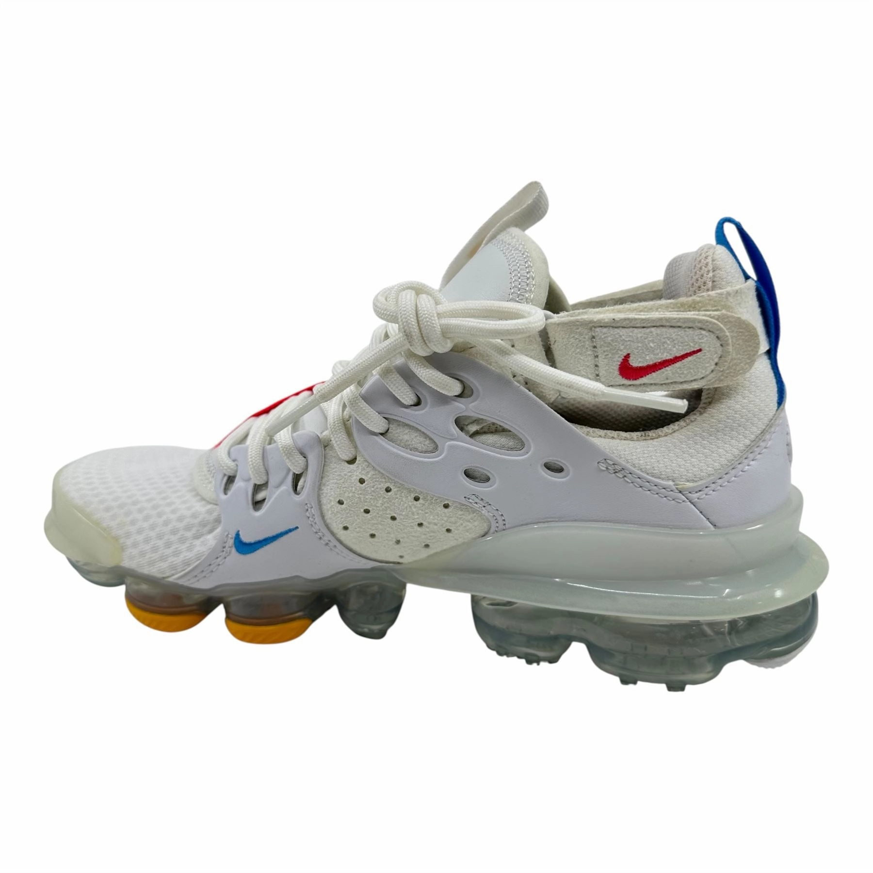 Nike Air DSVM Summit White Red Orbit Womens Size 8 Athletic Sneaker Stinky Running Shoes