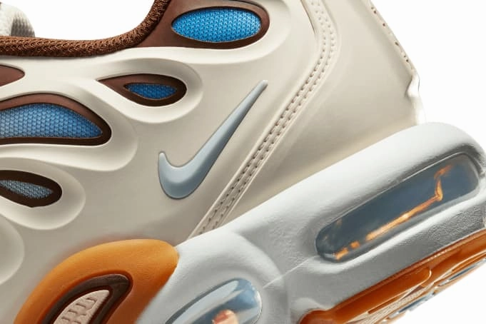 Asics Superblast Running Shoe Nike Air Max Plus Drift 'Beige Cacao'