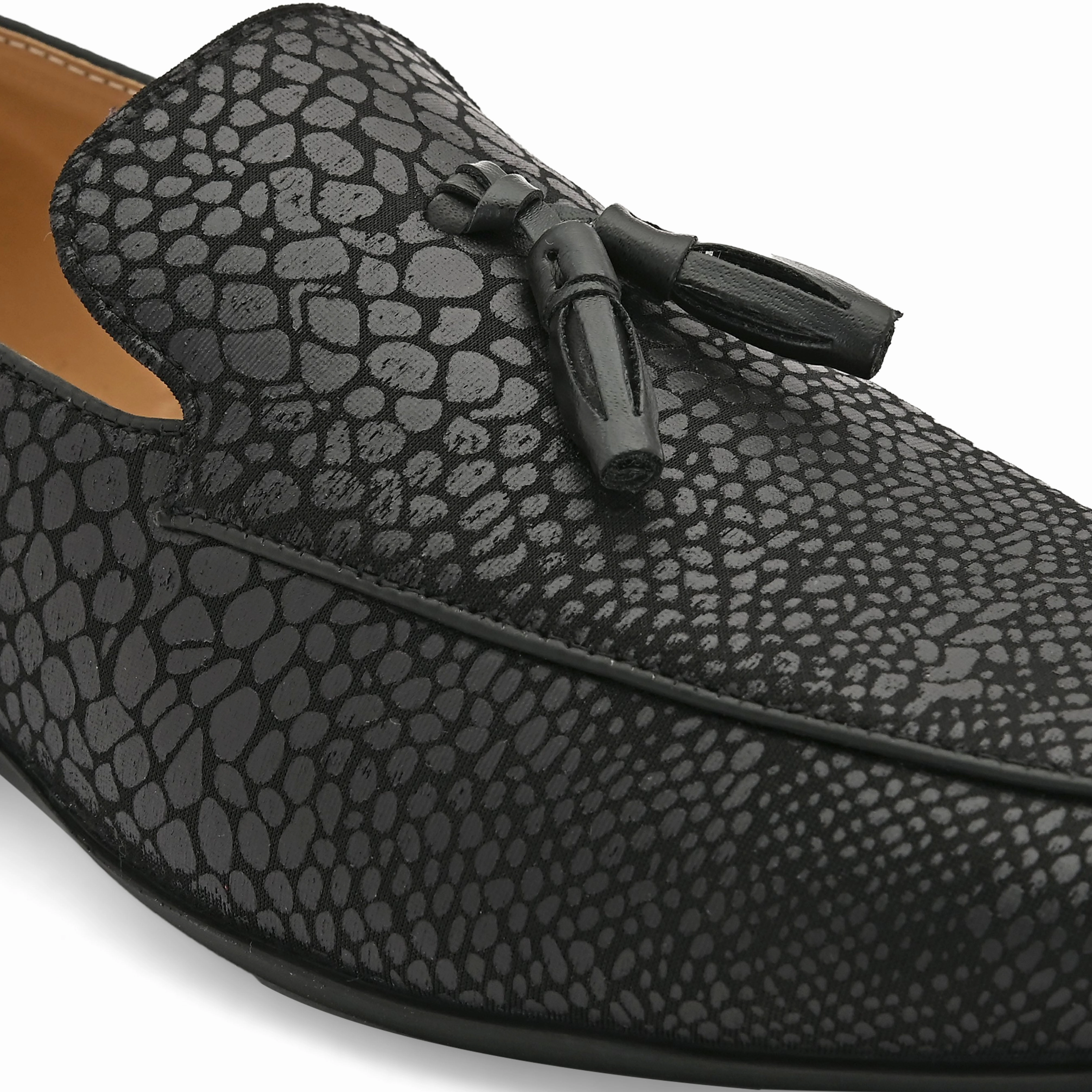 Outfits For Loafers Dabble Black Textured Loafers