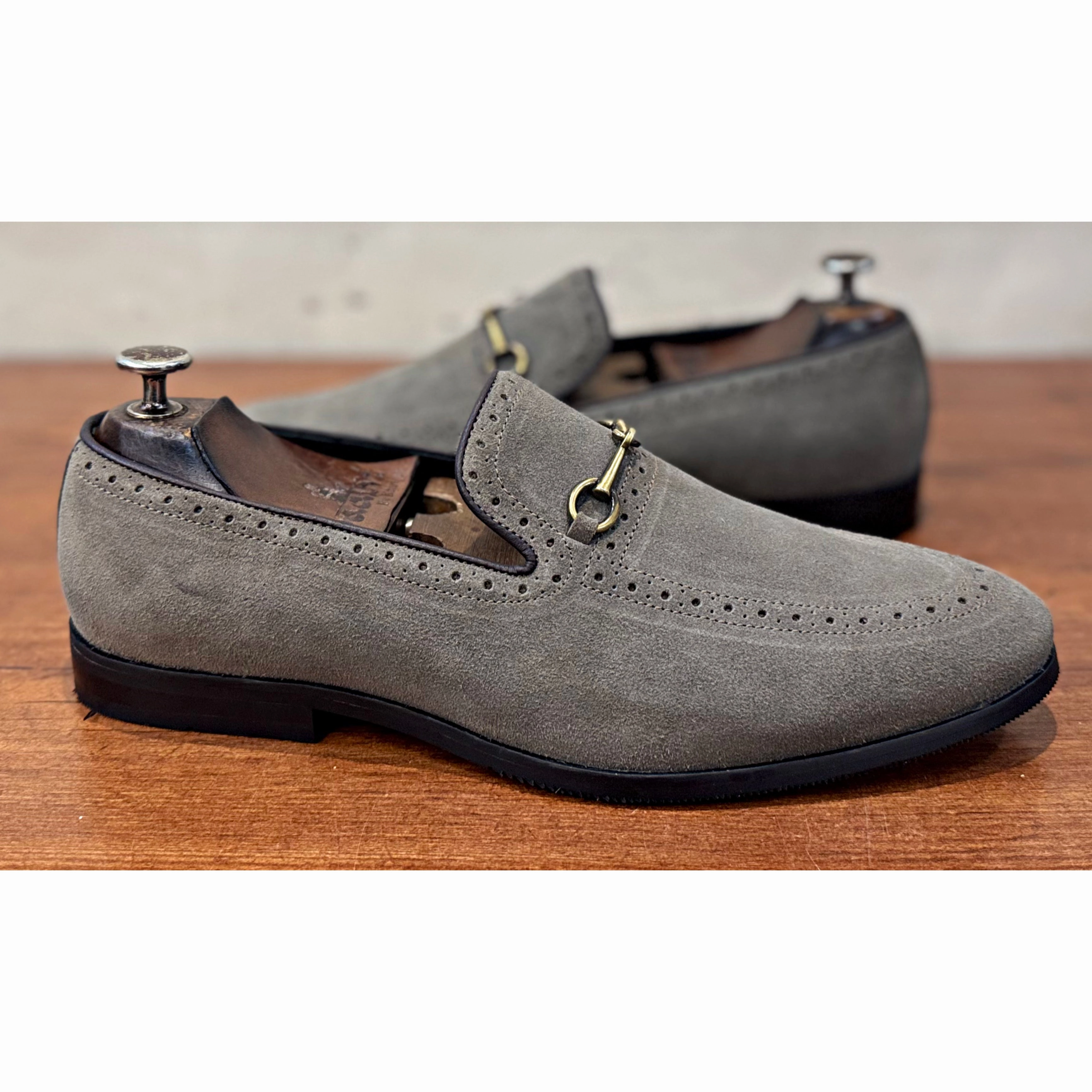 Semi Brogues Grey Suede Loafers Leg Pants With Loafers
