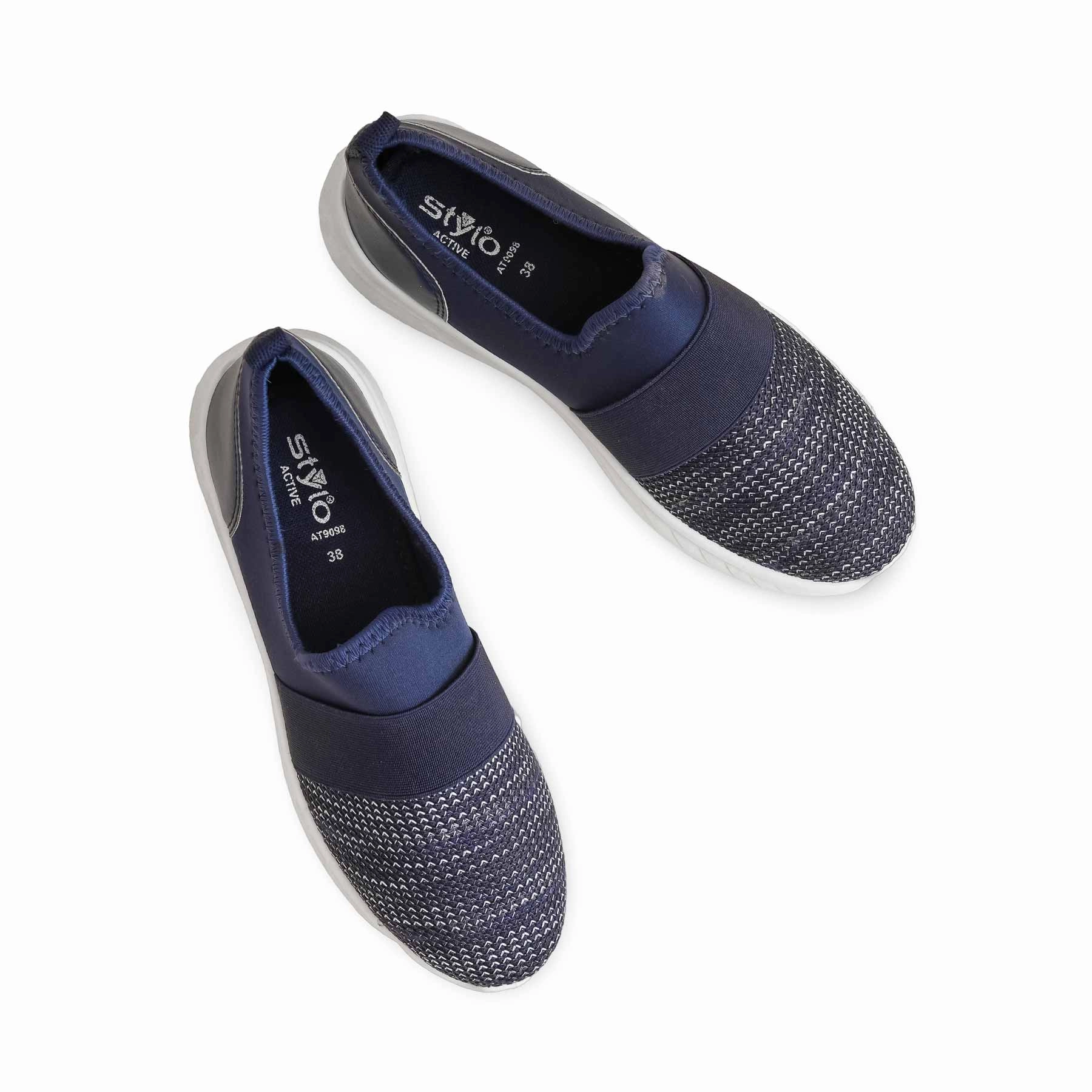 Blue Casual Sneaker AT9098