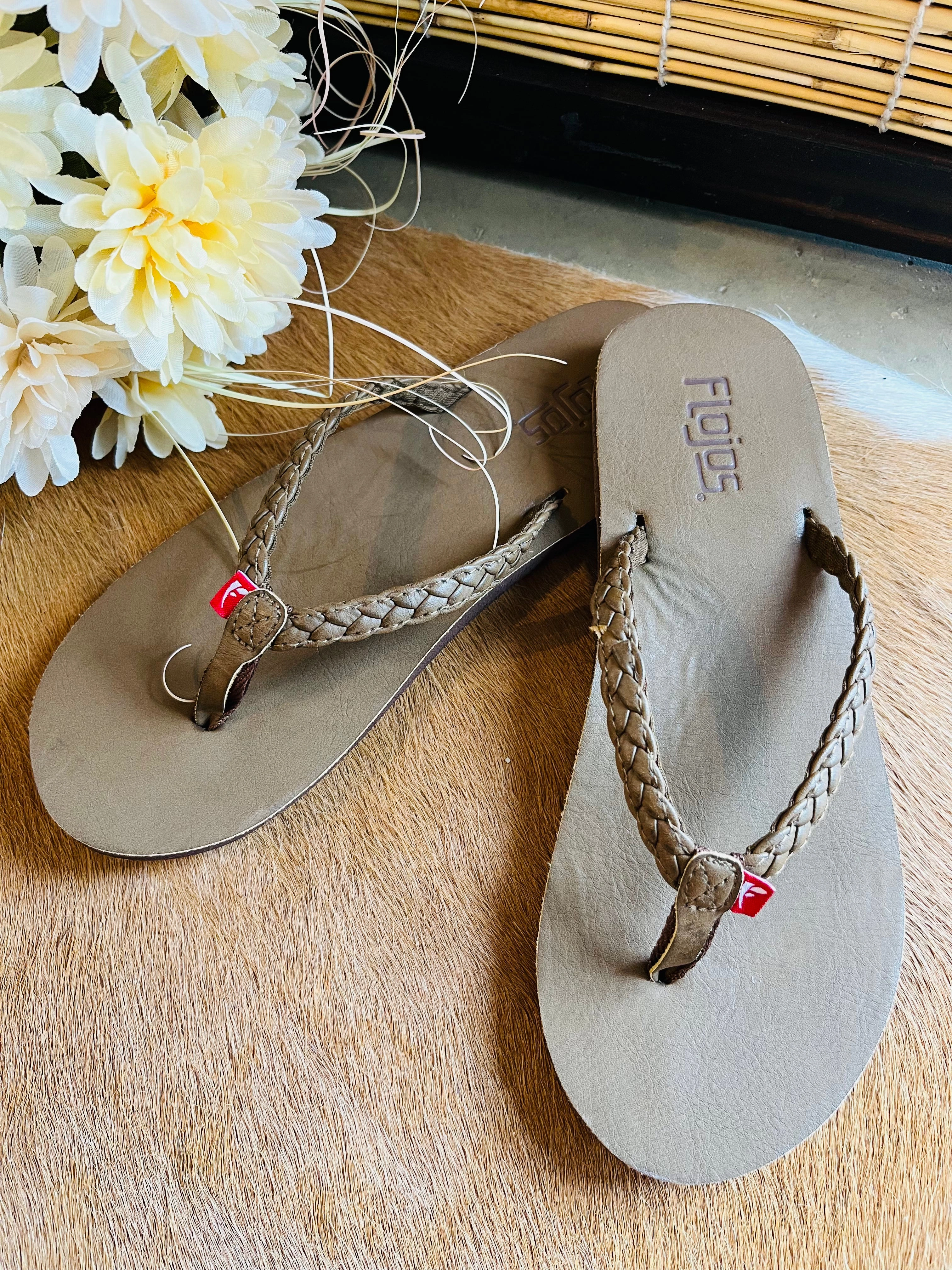 Electronica Flip Flops 178 Harper ~ Flojos