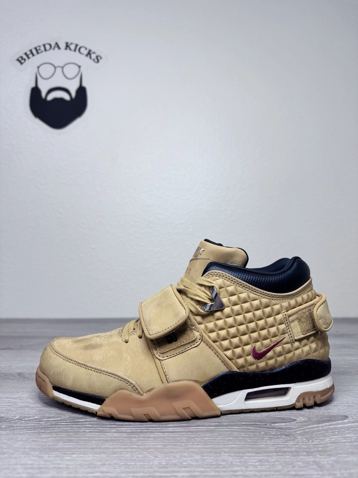 Size 10.5 - Nike Air TR Cruz Wheat (812637-700) Preowned Authentic Vintage Asics Basketball Shoes