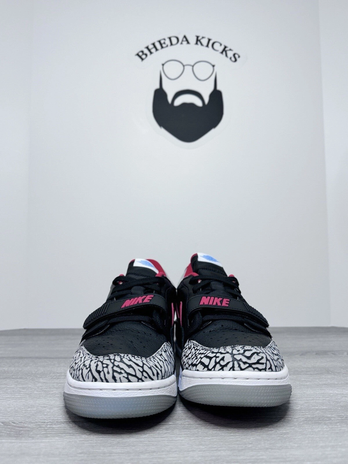 Best Asics Neutral Running Shoes Size 11.5 - Nike Air Jordan Legacy 312 Low Chicago Flag Black Red CD7069-004