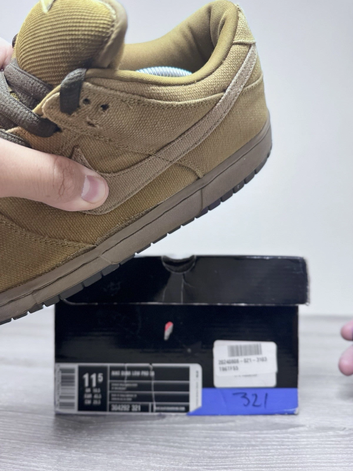 Size 11.5 - Nike SB Dunk Low Pro Sandalwood 304292-321 Preowned Rare Og Asics Gt-1000 13 Running Shoe